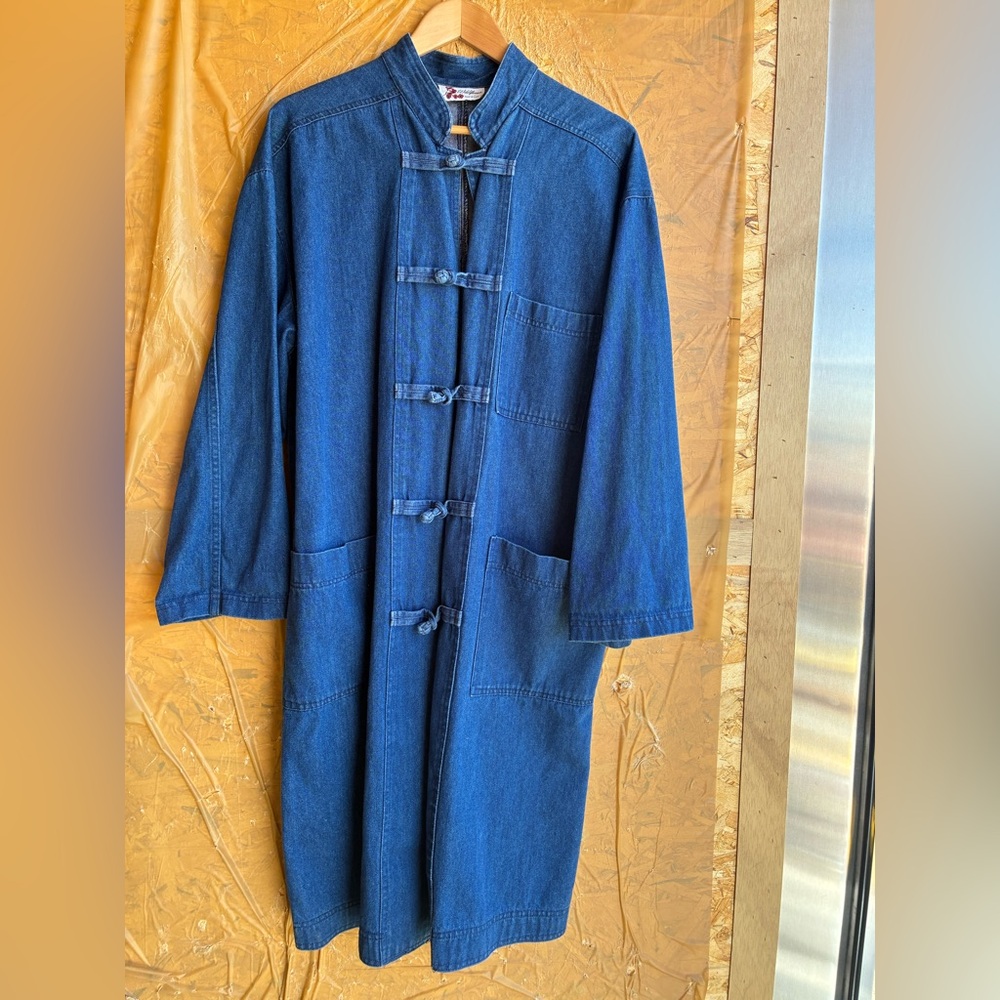 Wildflower Vintage Denim Long Casual Denim Jacket
Made In USA Size Large/XL
